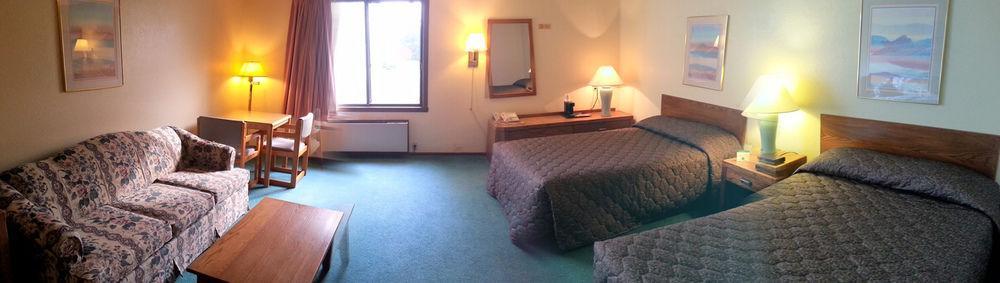 Shawano Four Seasons Resort Bagian luar foto