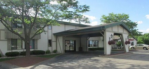 Shawano Four Seasons Resort Bagian luar foto