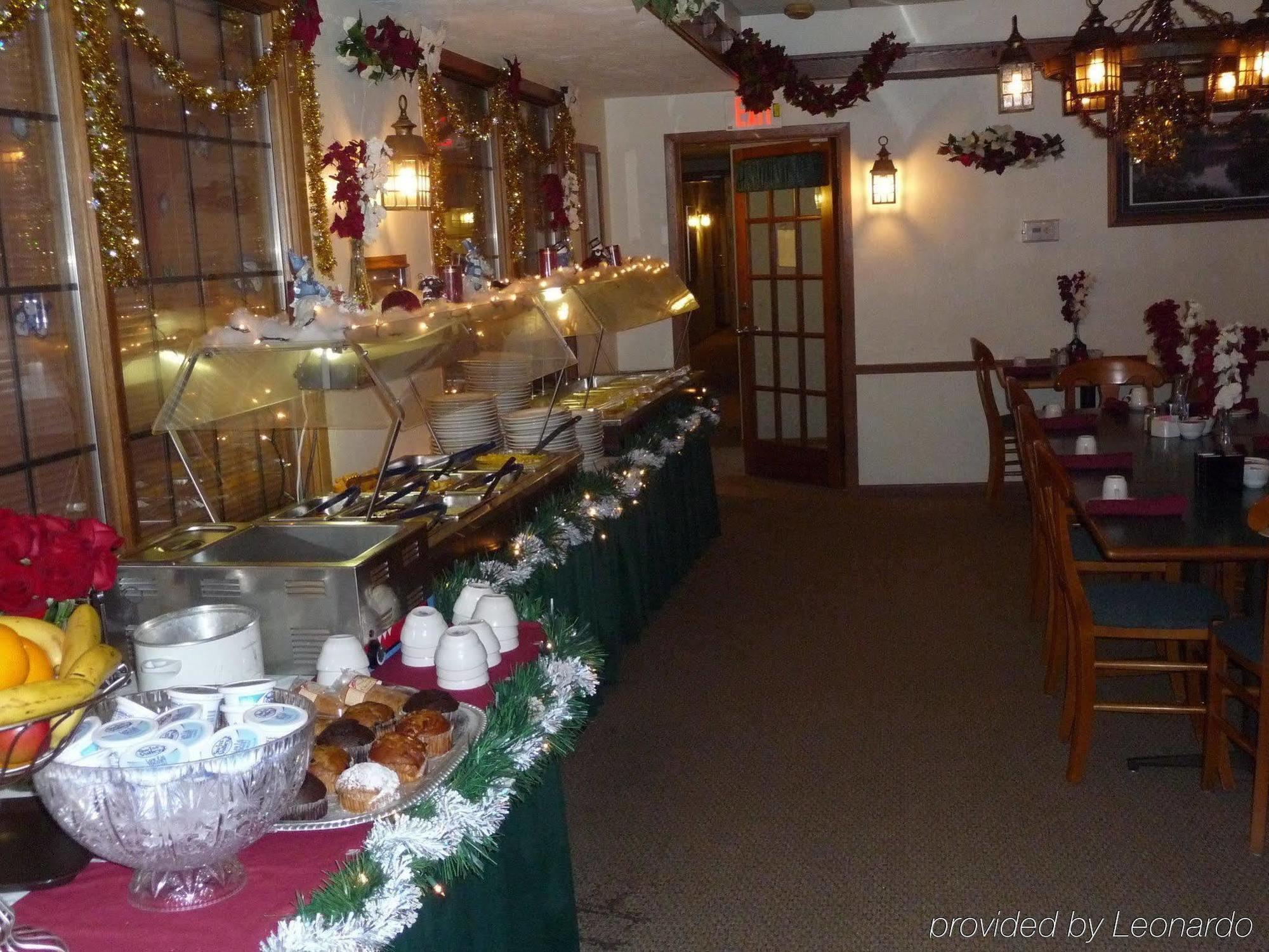 Shawano Four Seasons Resort Restoran foto